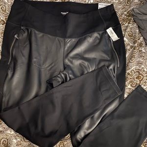 Old Navy Faux Leather Legging